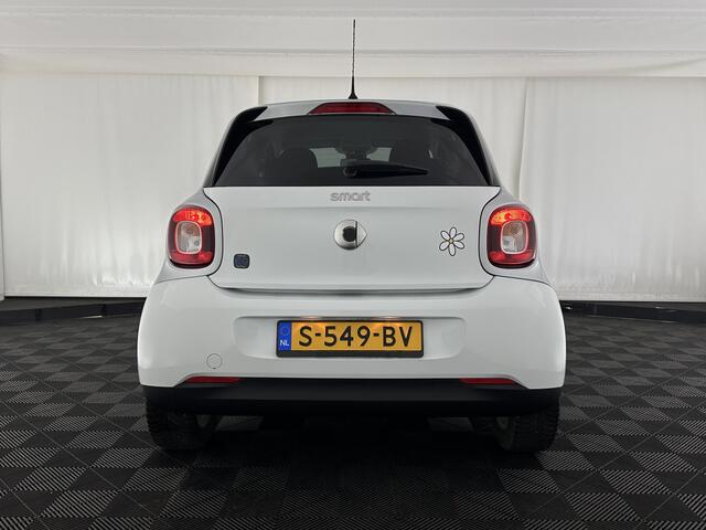 Smart EQ FORFOUR Comfort 18 kWh [ 3-Fase ] {SOH-96%} Aut. *HEATED-COMFORTSEATS | DAB+ | AIRCO | CRUISE | 15''ALU | PRIVACY-GLASS*