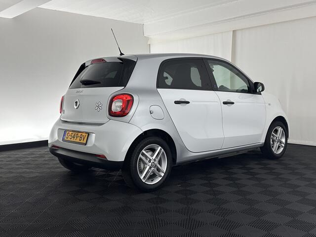 Smart EQ FORFOUR Comfort 18 kWh [ 3-Fase ] {SOH-96%} Aut. *HEATED-COMFORTSEATS | DAB+ | AIRCO | CRUISE | 15''ALU | PRIVACY-GLASS*