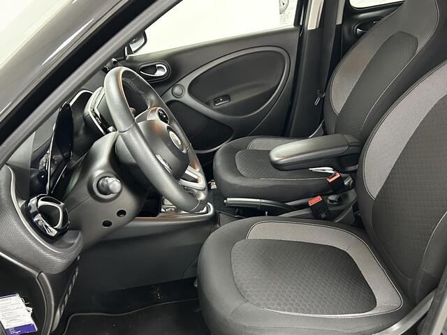 Smart EQ FORFOUR Comfort 18 kWh PARKEERSENSOREN ACHTER | CLIMATE CONTROL | LICHTMETALEN VELGEN | STOELVERWARMING