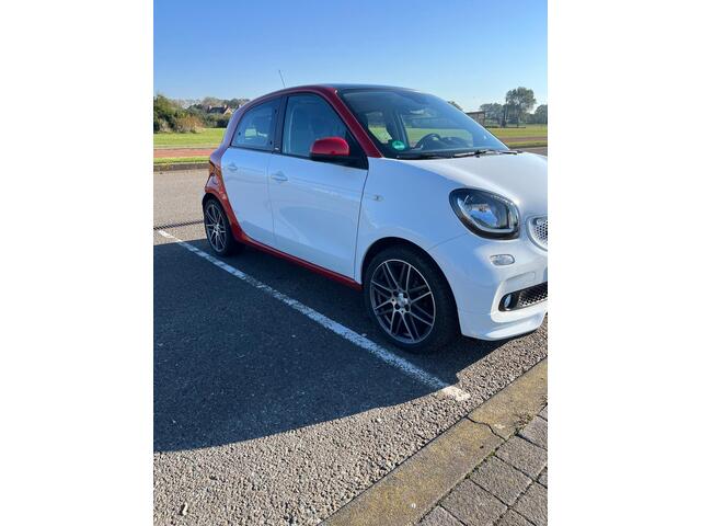 Smart FORFOUR 1.0 T BRABUS