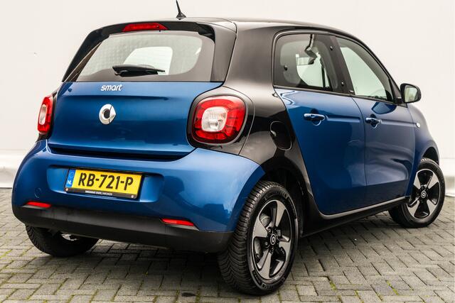 Smart FORFOUR 1.0 71 PK Passion | Automaat | Airco | | 15 Inch LMV | Led | Cruise control | Audio | Telefoon voorbereiding |