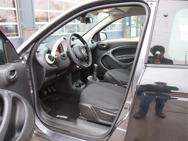 Smart FORFOUR 1.0 Business Solution NL-auto, Clima, Cruise, LMV Prijspakker!