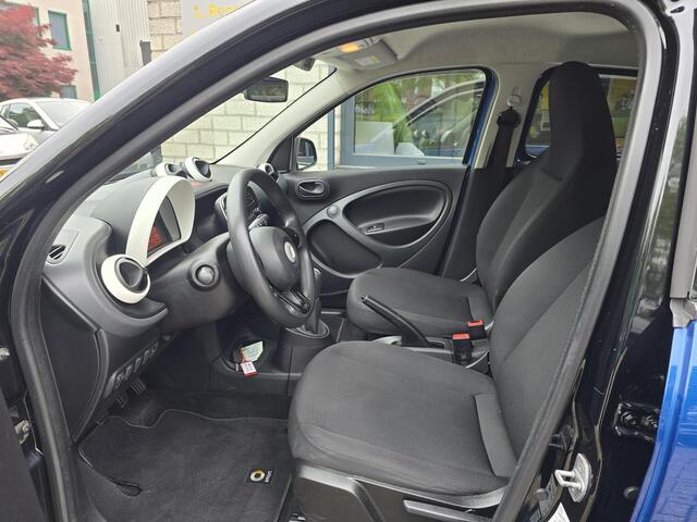 Smart FORFOUR 1.0 Pure