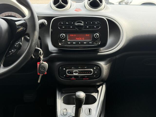 Smart FORFOUR 1.0 Pure Automaat | NAP | Cruise Control | Climate Control | Lichtmetaal |