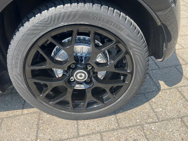 Smart FORFOUR 1.0 T PASSION