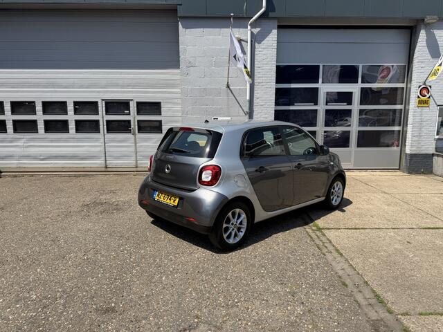 Smart FORFOUR 1.0 Passion