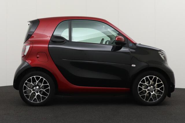 Smart FORTWO EQ Comfort PLUS Pano-dak Camera Carplay Leder