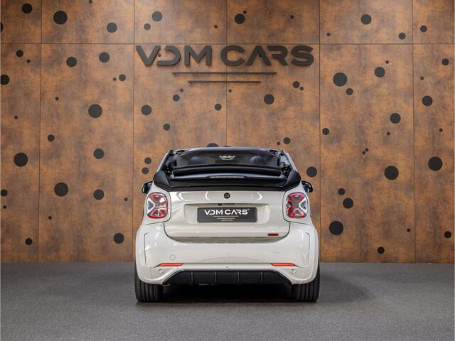 Smart FORTWO cabrio EQ BRABUS Style 18 kWh | 1 of 50 | WIDESTAR bodykit | Carplay | JBL | Achteruitrijcamera |