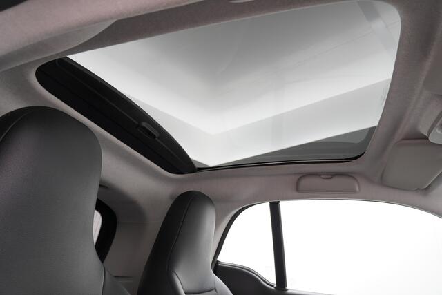 Smart FORTWO BWJ 2020 EQ Essential 82 PK 18 kWh AUTOMAAT / NAVI / AIRCO / CRUISE / STOELVERW. / PANORAMADAK / BLUETOOTH / LEDER / LMV