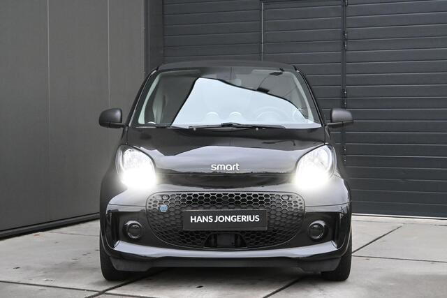 Smart FORTWO EQ Essential 18 kWh | STOELVERWARMING | CLIMATE CONTROL | ALL-SEASONBANDEN