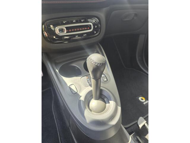 Smart FORTWO cabrio 1.0 Turbo Passion Trekhaak! soudsystem upgrade!