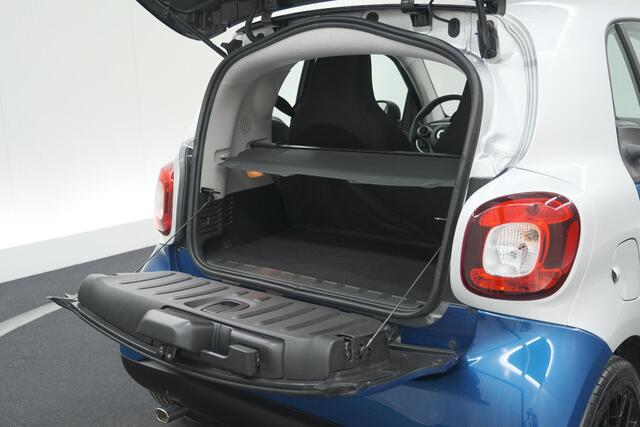 Smart FORTWO 1.0 Passion | Automaat | Airco | Glazen dak | Cruise Control