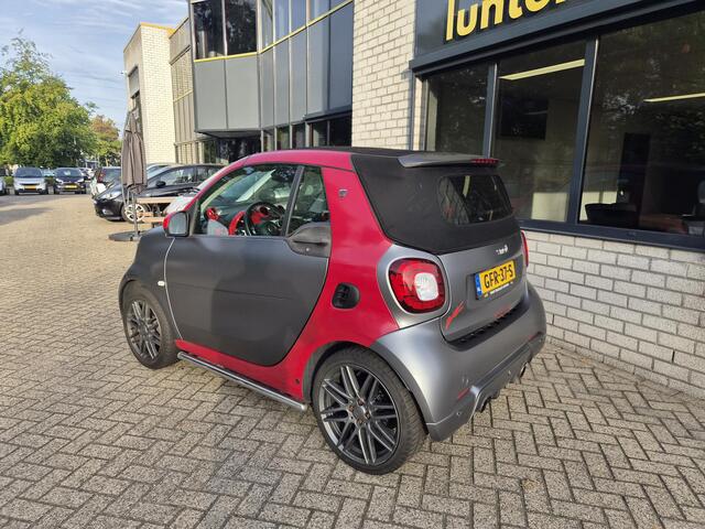 Smart FORTWO cabrio 1.0 Turbo BRABUS Look! smart fortwo cabrio 1.0 Turbo Pure