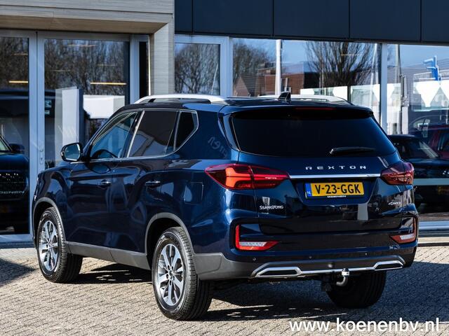 Ssangyong REXTON 2.2 Diesel Titanium Grijs kenteken Trekhaak/ Hulpveren/ BTW