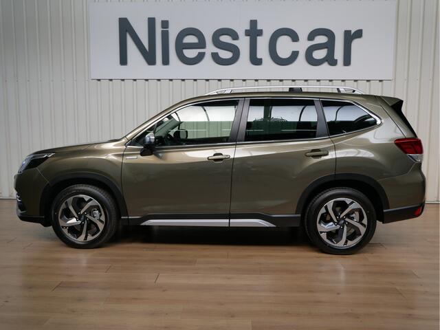 Subaru FORESTER 2.0i E-boxer Premium