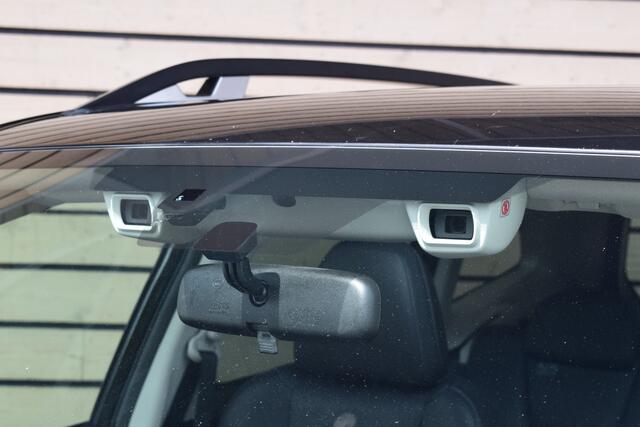 Subaru FORESTER 2.0i e-BOXER First Edition