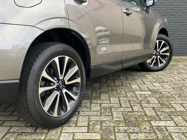 Subaru FORESTER 2.0 Premium AWD 150 pk AUT. | dealer onderhouden | navigatie | leder interieur | trekhaak | cruise control | panoramadak