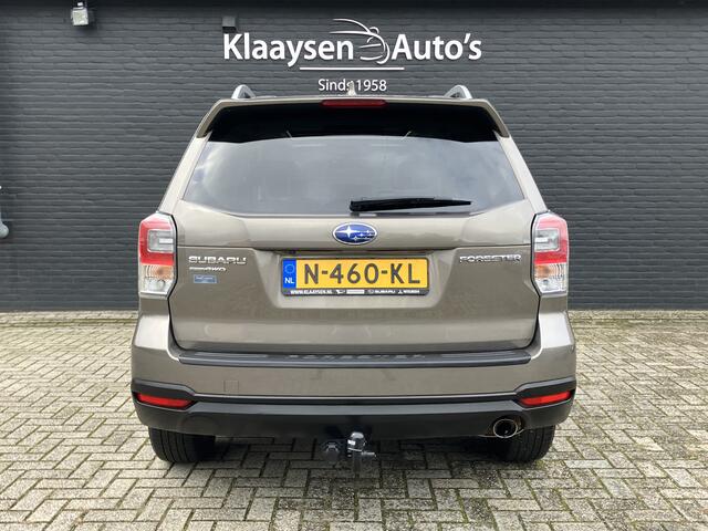 Subaru FORESTER 2.0 Premium AWD 150 pk AUT. | dealer onderhouden | navigatie | leder interieur | trekhaak | cruise control | panoramadak