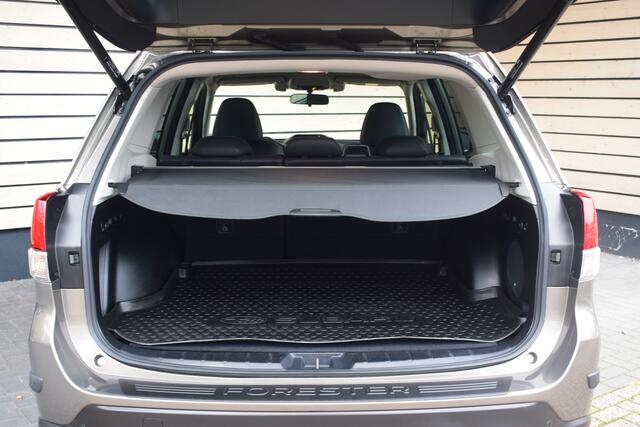 Subaru FORESTER 2.0i e-BOXER Premium - Dealer onderhouden