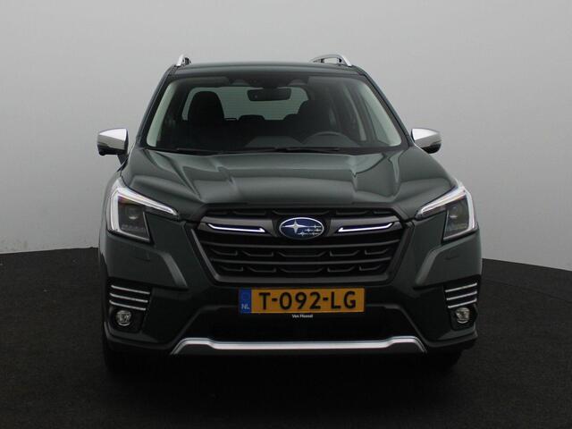 Subaru FORESTER 2.0i e-BOXER Premium | Climate Control | Navigatie | Lichtmetalen Velgen | Cruise Control | Apple Carplay & Android Auto | Parkeersensoren & Achteruitrijcamera |