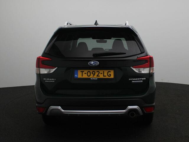 Subaru FORESTER 2.0i e-BOXER Premium | Climate Control | Navigatie | Lichtmetalen Velgen | Cruise Control | Apple Carplay & Android Auto | Parkeersensoren & Achteruitrijcamera |
