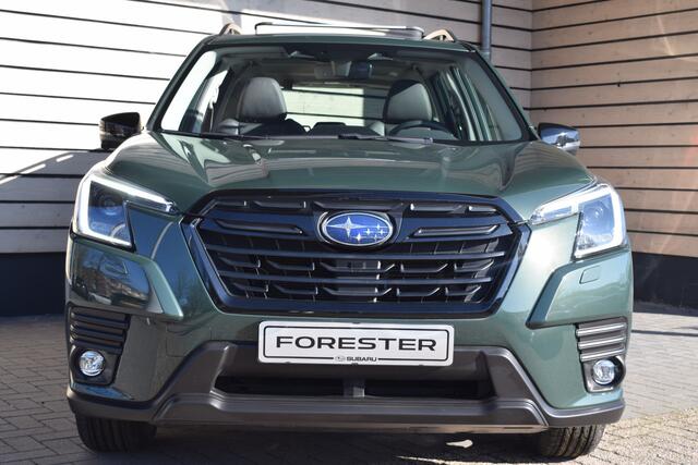 Subaru FORESTER 2.0i e-BOXER Premium Black