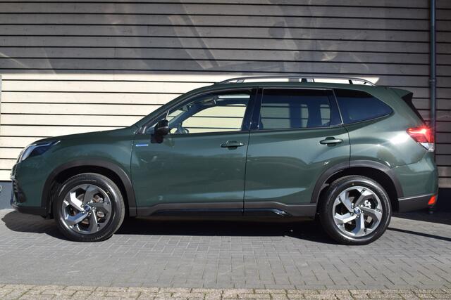 Subaru FORESTER 2.0i e-BOXER Premium Black