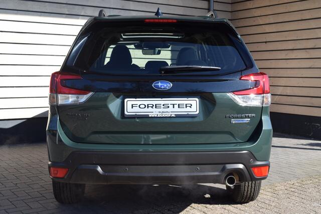 Subaru FORESTER 2.0i e-BOXER Premium Black