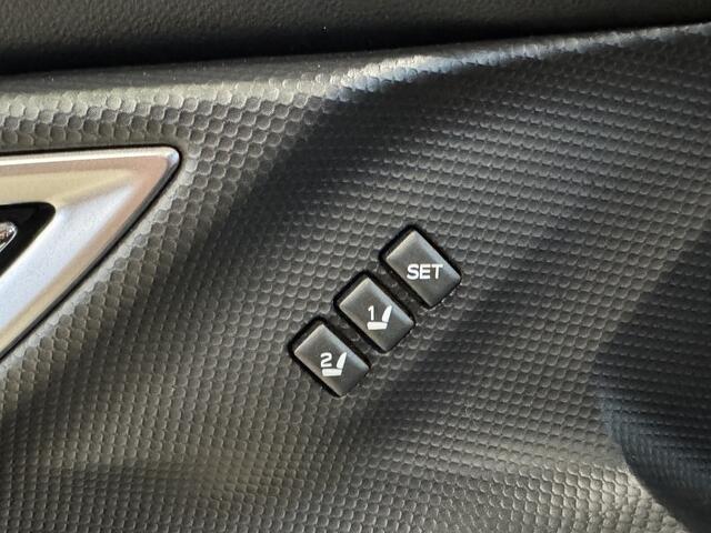 Subaru FORESTER e-BOXER | Grijs kenteken | Carplay | Trekhaak | Adaptive cruise | Camera | Stoelverwarming