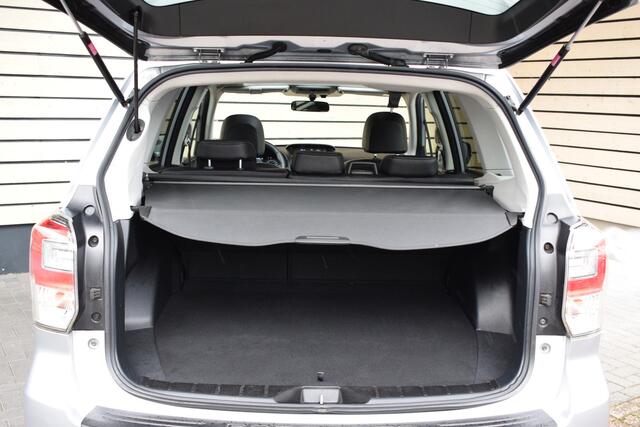 Subaru FORESTER 2.0 Premium - Trekhaak - Dealer onderhouden