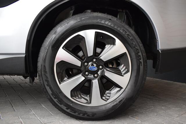 Subaru FORESTER 2.0 Premium - Trekhaak - Dealer onderhouden