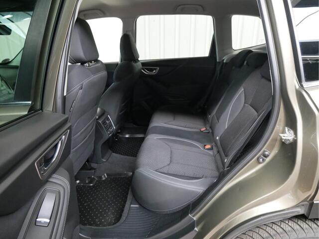 Subaru FORESTER 2.0i e-BOXER Luxury