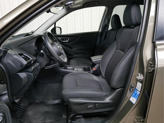 Subaru FORESTER 2.0i e-BOXER Luxury