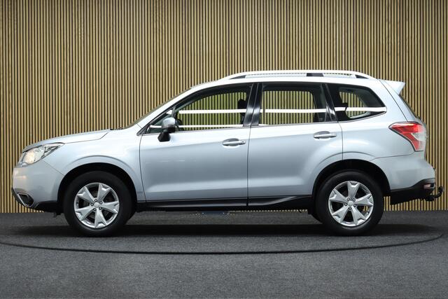 Subaru FORESTER 2.0 Comfort Automaat | Cruise-control | Trekhaak | Camera | Clima | LM Velgen | X-Mode | Stoelverwarming | Dealer Onderhouden!