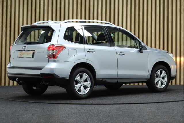 Subaru FORESTER 2.0 Comfort Automaat | Cruise-control | Trekhaak | Camera | Clima | LM Velgen | X-Mode | Stoelverwarming | Dealer Onderhouden!