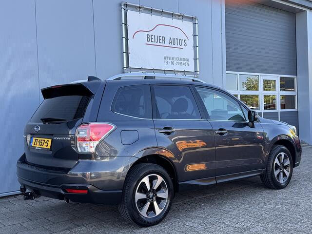 Subaru FORESTER 2.0 Luxury Automaat Schuifdak/Trekhaak.