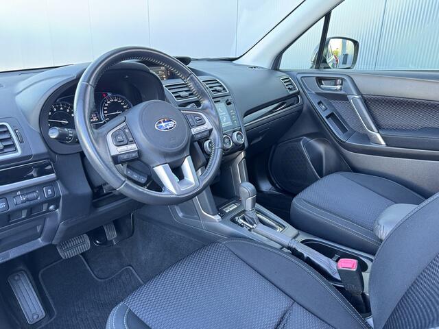 Subaru FORESTER 2.0 Luxury Automaat Schuifdak/Trekhaak.