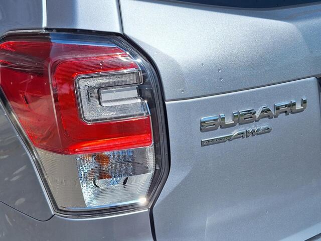 Subaru FORESTER 2.0 Premium | Leder | Trekhaak 2000 Kg | Schuifdak | (occasion)