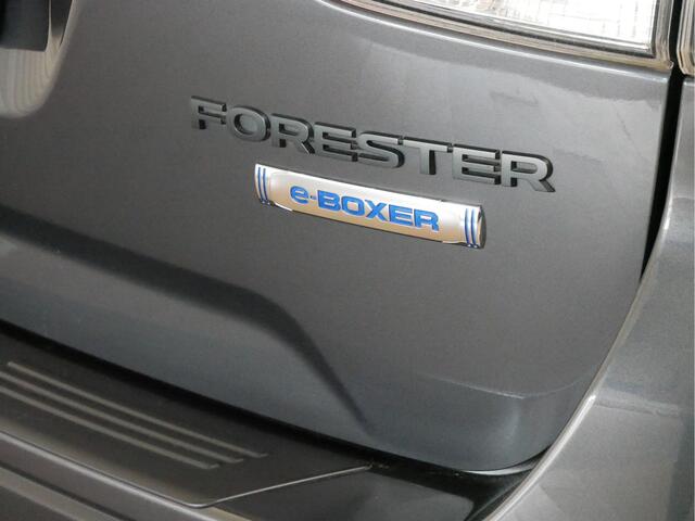 Subaru FORESTER 2.0i e-BOXER Premium Black