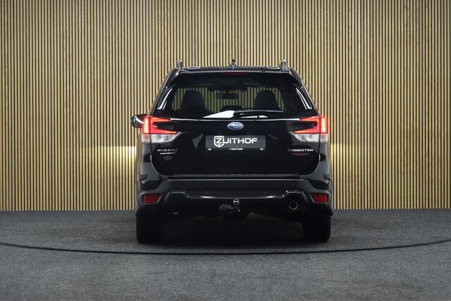 Subaru FORESTER 2.0i e-BOXER Sport Black Edition AWD | Elek. Glazen Panoramadak | Adaptive-cruise | Trekhaak | Camera | Clima | Navigatie | Elek. Achterklep | Apple Carplay & Android Auto | Keyless | Stoelverwarming | Dodehoekdetectie