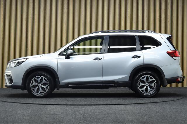 Subaru FORESTER 2.0i e-BOXER Luxury | Maps Navigatie | Trekhaak | Adaptive-cruise | Camera | Clima | Apple Carplay & Android Auto | Keyless | Elek. Achterklep | Stoelverwarming V+A | Dodehoekdetectie
