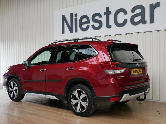 Subaru FORESTER 2.0i e-BOXER First Edition