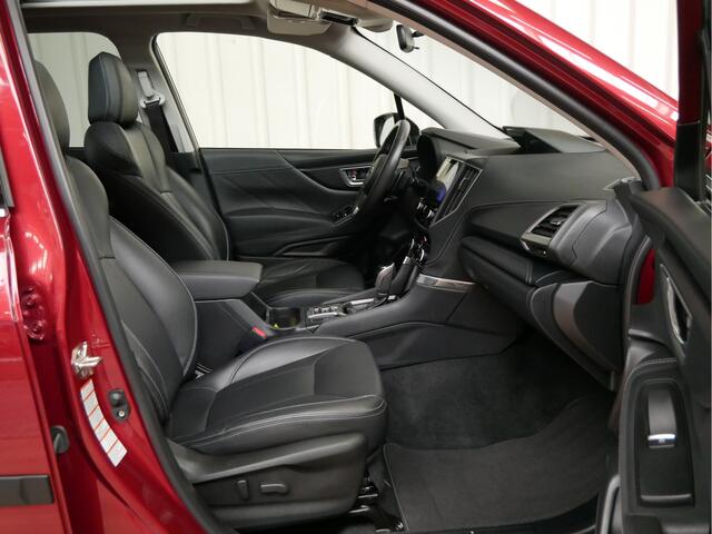 Subaru FORESTER 2.0i e-BOXER First Edition