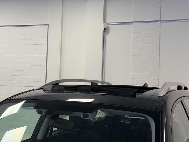 Subaru FORESTER 2.0 Luxury | Panorama dak | Trekhaak | Unieke km-stand! |