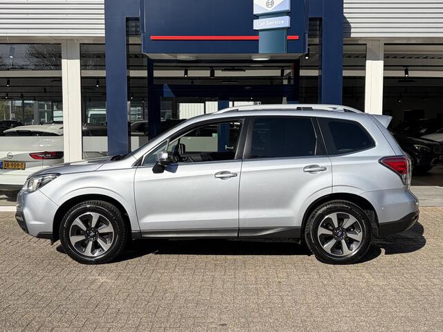 Subaru FORESTER 2.0 Comfort / Automaat / AWD / NL-Auto / 75.000 KM! / Cruise-Control / Stoelverwarming / Trekhaak / Apple-Carplay & Android-Auto / Climate-Control / Radio-Bluetooth / Navi / Camera / 17'' LMV / All-Season / ENZ.