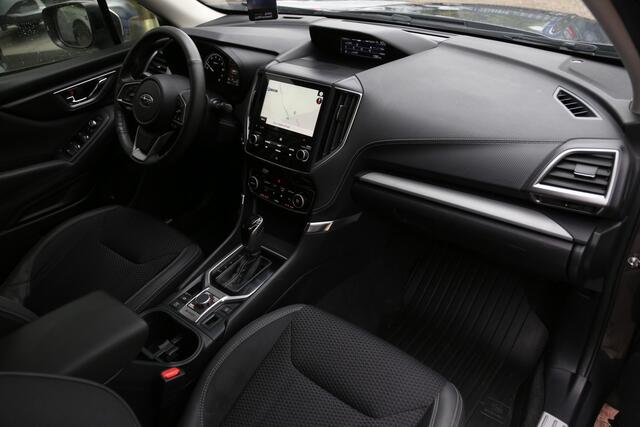 Subaru FORESTER 2.0i e-BOXER AWD Comfort Navi Camera ACC El.Stoelen