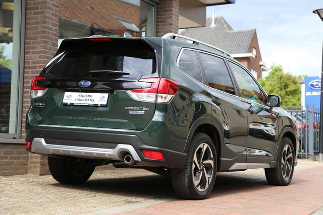 Subaru FORESTER 2.0i e-BOXER Premium Schuifdak Leer Navi HK Camera ACC