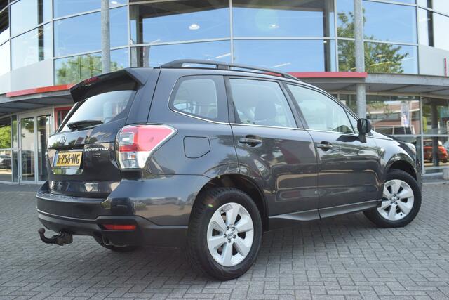 Subaru FORESTER 2.0 Comfort Automaat | AWD | Trekhaak | Stoelverwarming | Bluetooth |