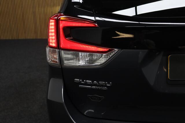 Subaru FORESTER 2.0i e-BOXER First Edition AWD | Elek. Glazen Panoramadak | Bruin Leder | Adaptive-cruise | Camera | Clima | Elek. Achterklep | Stoelverwarming V+A | Navigatie | Apple Carplay & Android Auto | Keyless | Dodehoekdetectie