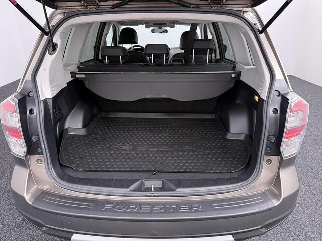 Subaru FORESTER 2.0 Premium AWD | Trekhaak | Panoramadak | ACC | Navigatie!